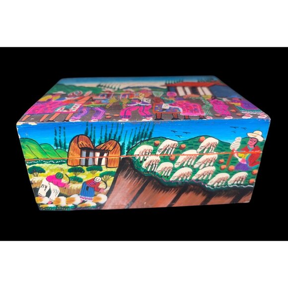 Vtg Ecuador Hand-Painted Wooden Trinket Box Folk Art Village Scene - Picture 1 of 7